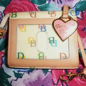 DOONEY & BOURKE VINTAGE SUPER CUTE "IT" PATTERN SMALL WALLET!